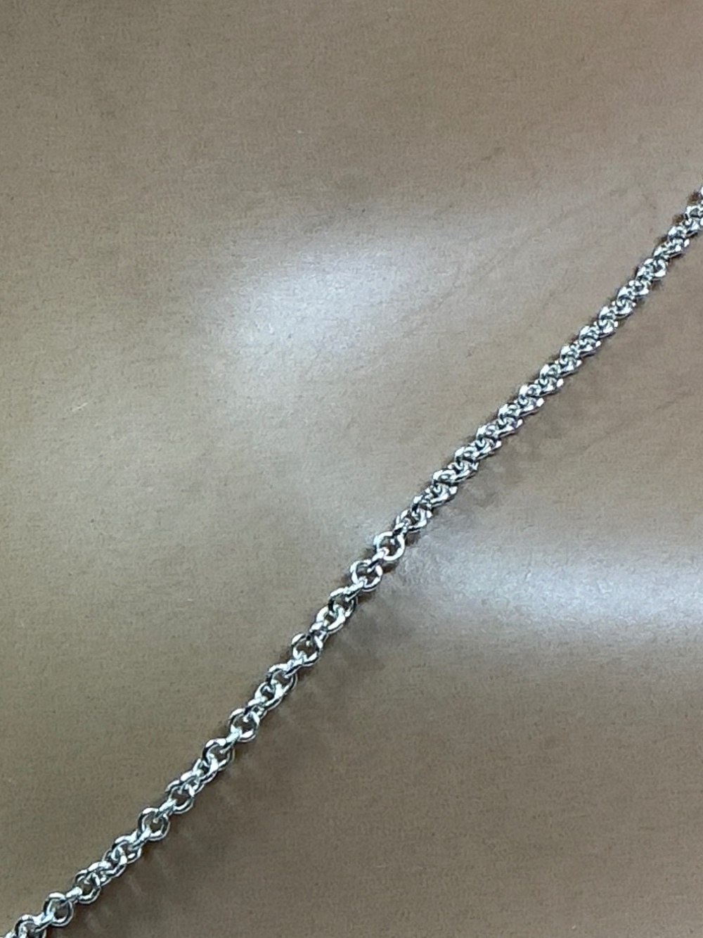 Sterling Silver Italian Heavier chain / Necklace. 18 inches long - Picture 2 of 6